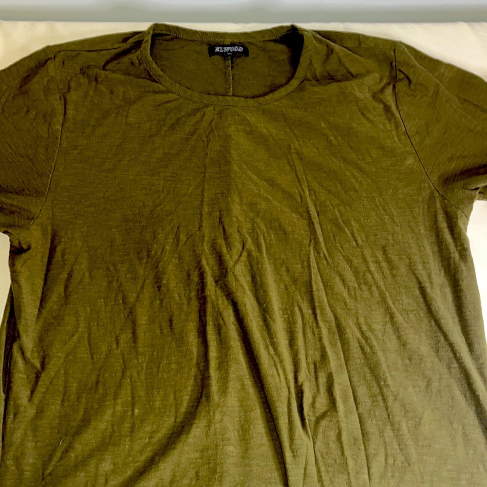 ELWOOD T SHIRT